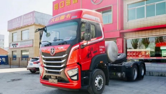 百公里氣耗28.7kg,大運V7H 燃氣牽引車一年多賺3萬元