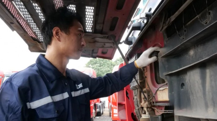 省氣、可靠還舒適,徐工漢風(fēng)G7 LNG牽引車助力李帥強(qiáng)開(kāi)啟致富之路