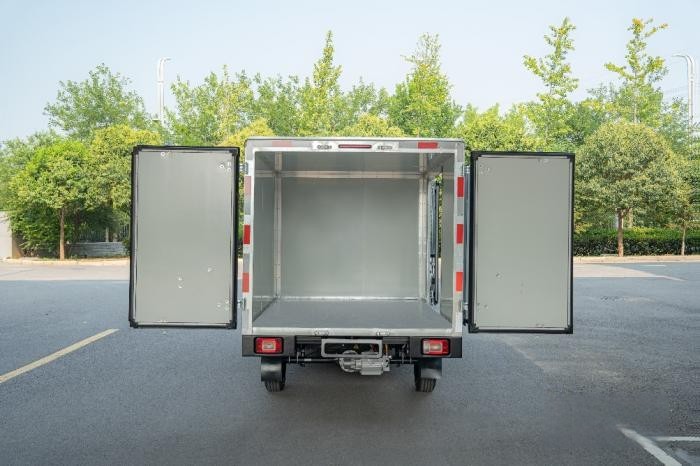 又有新能源微卡要上市，創(chuàng)新機甲風！