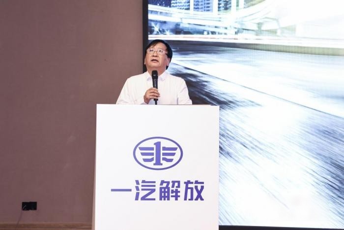 新品發布即上量 100臺解放JK6自卸交付用戶