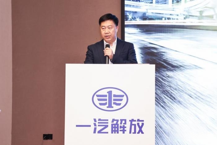 新品發布即上量 100臺解放JK6自卸交付用戶